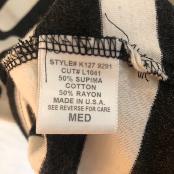 Emma & Sam Striped Top ✨ - Picture 3 of 7